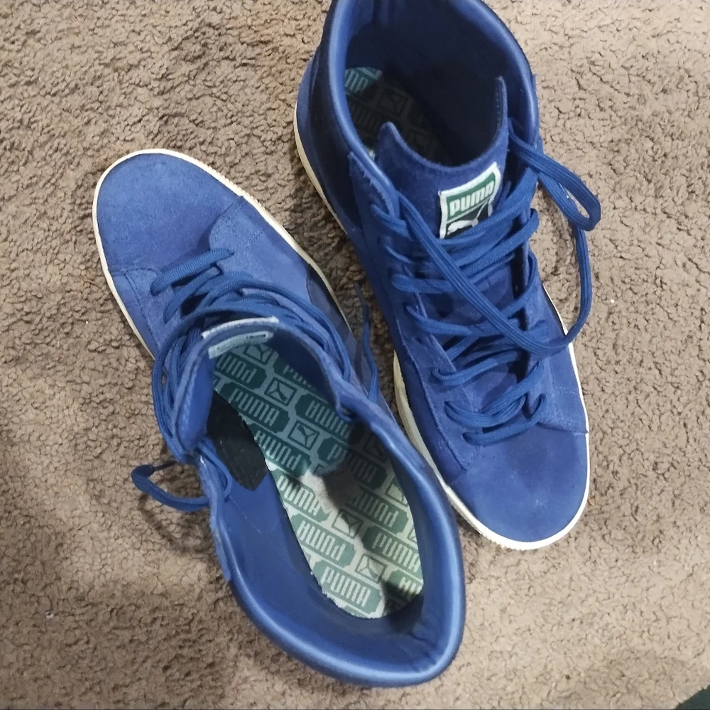 Shoes - Picture 3 of 12